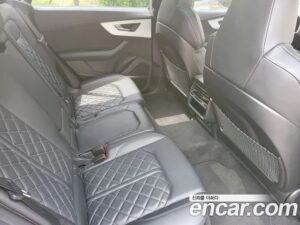 Audi Q8 50 TDI 4WD Premium 2021 года из Южной Кореи