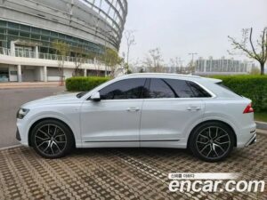 Audi Q8 50 TDI 4WD Premium 2021 года из Южной Кореи