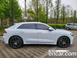 Audi Q8 50 TDI 4WD Premium 2021 года из Южной Кореи
