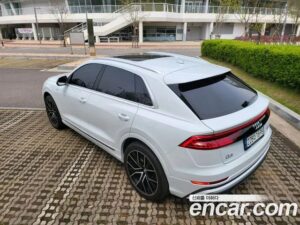 Audi Q8 50 TDI 4WD Premium 2021 года из Южной Кореи