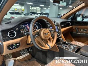 Bentley Bentayga 4.0 V8 2020 года из Южной Кореи