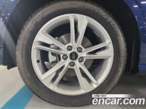 Audi Q3 35 TDI Premium Sportback 2022 года из Южной Кореи