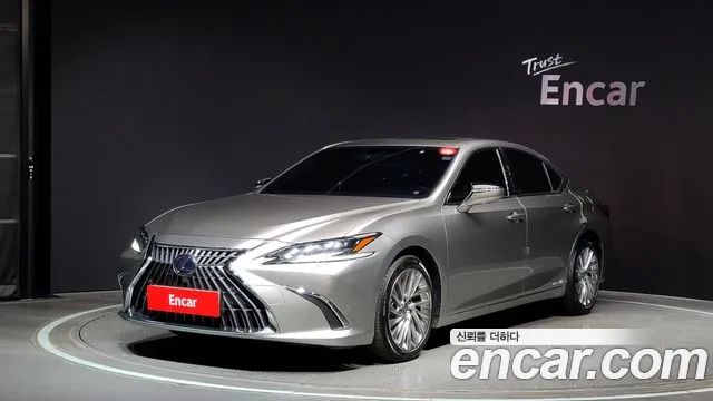 Lexus ES Executive 2022 года из Кореи