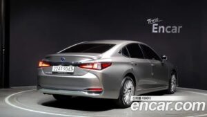 Lexus ES Executive 2022 года из Южной Кореи