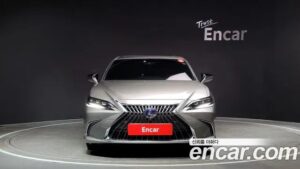 Lexus ES Executive 2022 года из Южной Кореи