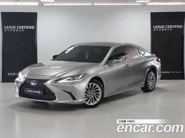 Lexus ES Luxury Plus 2021 года из Кореи