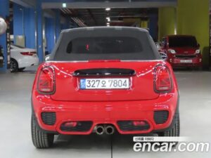 Mini Cooper Convertible JCW 2020 года из Южной Кореи