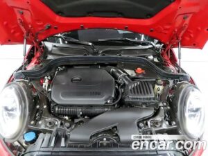 Mini Cooper Convertible JCW 2020 года из Южной Кореи