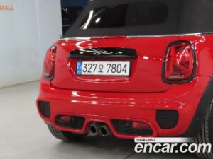 Mini Cooper Convertible JCW 2020 года из Южной Кореи