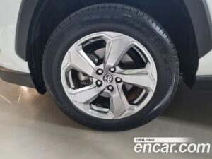 Toyota RAV4 2.5 2WD HYBRID XLE 2021 года из Южной Кореи