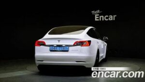 Tesla Model 3 LONG RANGE 2022 года из Южной Кореи