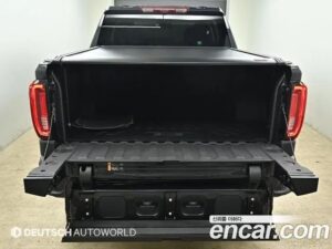 GMC Sierra 2023 года из Южной Кореи