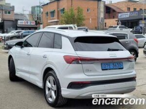 Audi Q4 e-TRON 40 2022 года из Южной Кореи