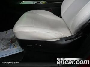 Tesla Model Y Performance 2021 года из Южной Кореи