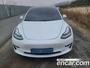 Tesla Model 3 Standard RANGE Plus 2020 года из Южной Кореи