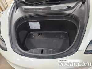 Tesla Model 3 Standard RANGE Plus 2020 года из Южной Кореи