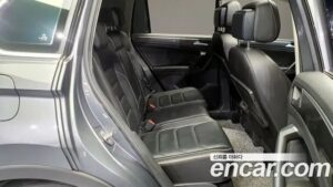 Volkswagen Tiguan 2.0 TDI 4motion Prestige 2020 года из Южной Кореи