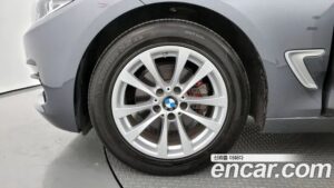 BMW Gran Turismo GT 320d xDrive 2020 года из Южной Кореи