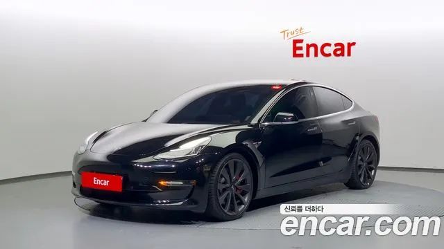 Tesla Model 3 Performance 2020 года из Кореи