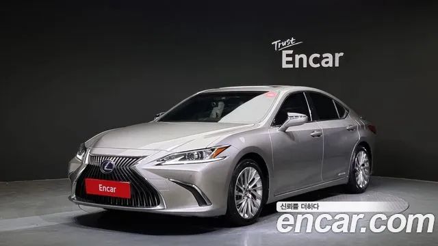 Lexus ES Luxury Plus 2019 года из Кореи