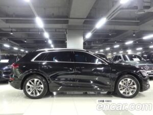 Audi e-tron 55 4WD 2020 года из Южной Кореи