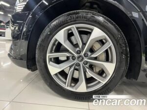 Audi e-tron 55 4WD 2020 года из Южной Кореи