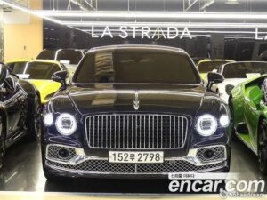 Bentley Flying Spur 4.0 2022 года из Южной Кореи