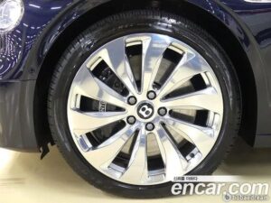 Bentley Flying Spur 4.0 2022 года из Южной Кореи