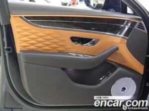 Bentley Flying Spur 4.0 2022 года из Южной Кореи