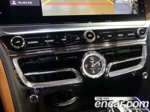 Bentley Flying Spur 4.0 2022 года из Южной Кореи