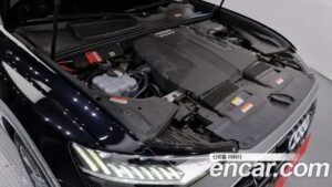 Audi Q8 50 TDI 4WD Premium 2021 года из Южной Кореи