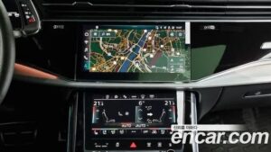 Audi Q8 50 TDI 4WD Premium 2021 года из Южной Кореи