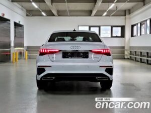 Audi A3 40 TFSI Premium 2023 года из Южной Кореи