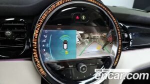 Mini Cooper CLASSIC 2023 года из Южной Кореи