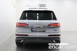 Audi Q7 45 TDI 4WD Premium 2022 года из Южной Кореи
