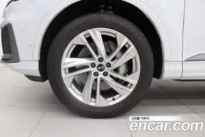 Audi Q7 45 TDI 4WD Premium 2022 года из Южной Кореи