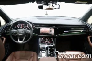 Audi Q7 45 TDI 4WD Premium 2022 года из Южной Кореи