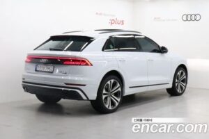 Audi Q8 55 TFSI 4WD Premium 2023 года из Южной Кореи