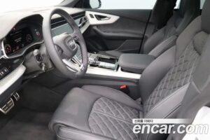 Audi Q8 55 TFSI 4WD Premium 2023 года из Южной Кореи