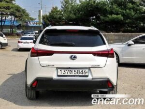 Lexus UX 2.0 2WD 2020 года из Южной Кореи
