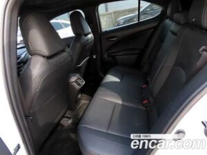 Lexus UX 2.0 2WD 2020 года из Южной Кореи