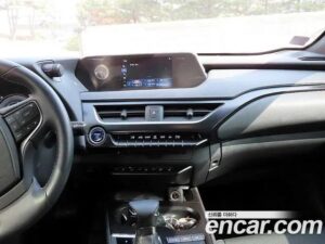 Lexus UX 2.0 2WD 2020 года из Южной Кореи