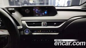 Lexus UX 2.0 2WD 2020 года из Южной Кореи