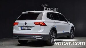 Volkswagen Tiguan 2.0 TSI Prestige 2023 года из Южной Кореи