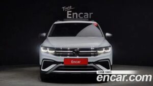 Volkswagen Tiguan 2.0 TSI Prestige 2023 года из Южной Кореи