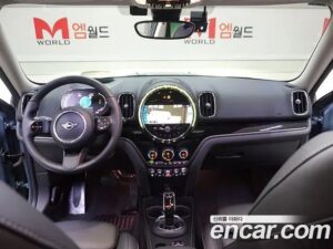 Mini Countryman CLASSIC Plus 2022 года из Южной Кореи