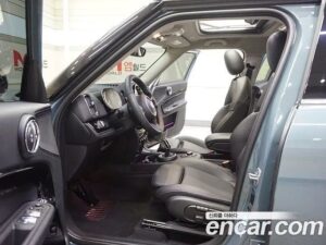 Mini Countryman CLASSIC Plus 2022 года из Южной Кореи