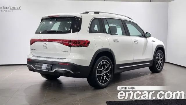 34866059_004-1.jpg Mercedes-Benz EQB EQB300 4MATIC AMG LINE 2022 года из Южной Кореи