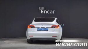Tesla Model 3 Standard RANGE Plus 2020 года из Южной Кореи