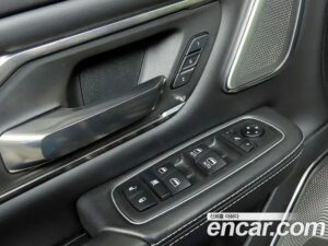 Dodge Ram Pick Up 5.7 2020 года из Южной Кореи